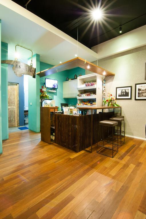 Nau Here Hostel Kuta Lombok Habitación foto